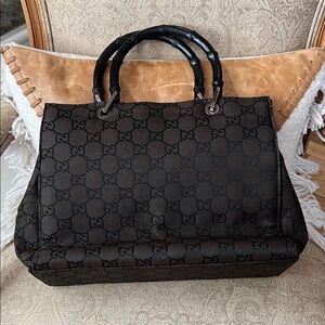 Gucci  bamboo handle brown cloth tote 👜 Nice 😊